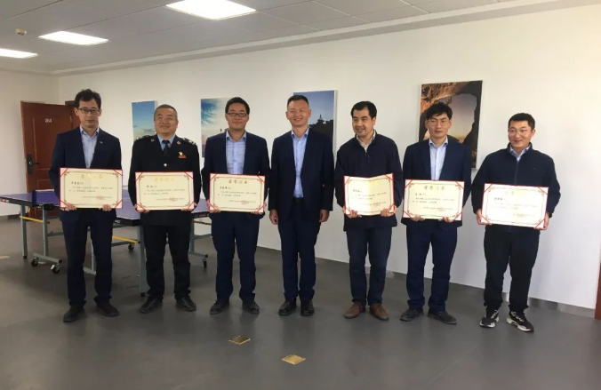 必一手机官方网站团委举办“庆五一、迎五四”球类联谊比赛(图4)