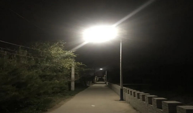筑起安全墙 照亮乡村路——必一手机官方网站鼎力支持包抓共建村社文明创建工作(图3)