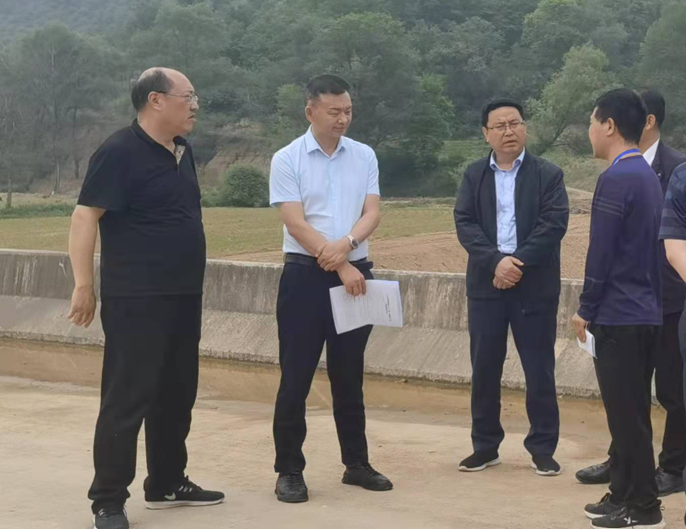 必一手机官方网站赴甘肃水建公司开展全面调研(图2)